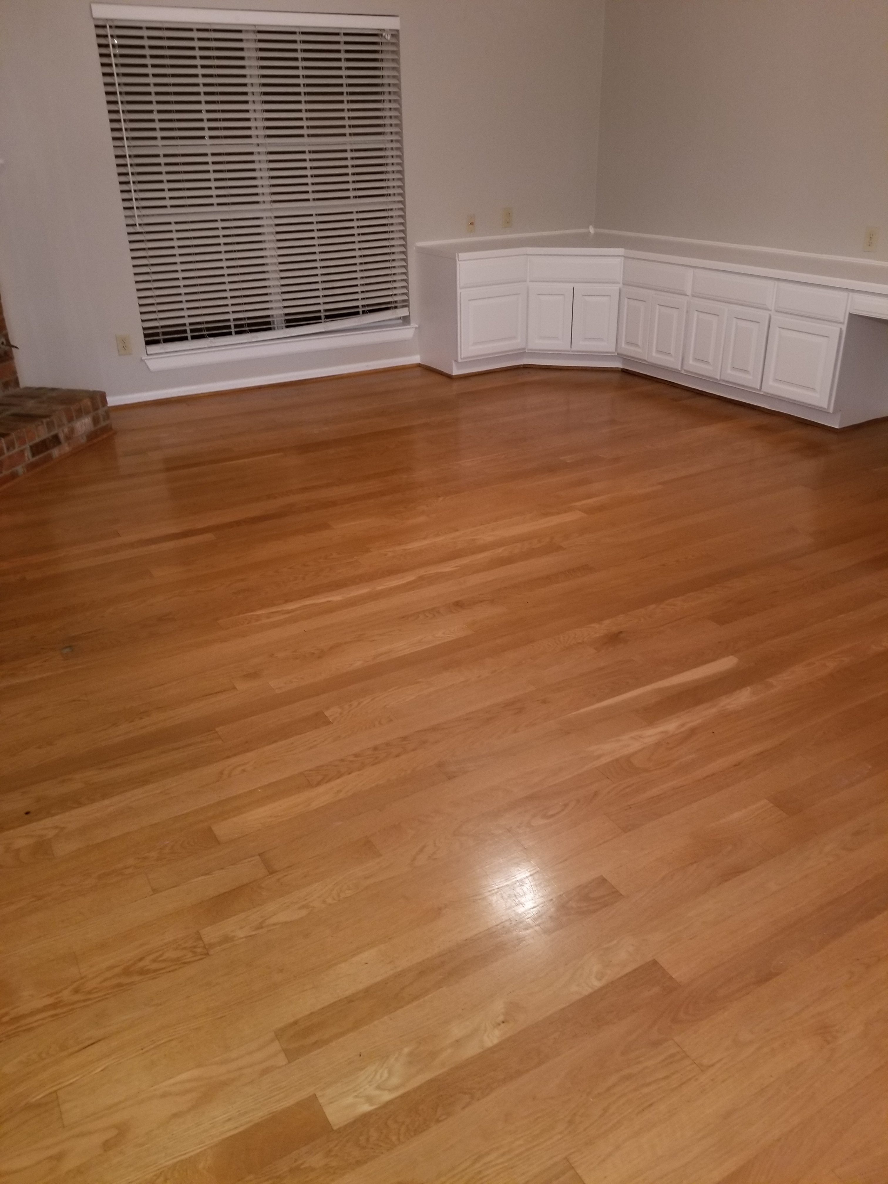 Wood floor cleaning in Dallas, TX